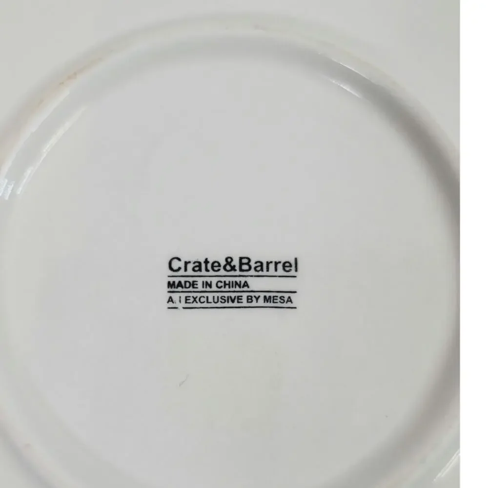 Crate & Barrel Cherry Pie Dish Exclusive Design by Mesa Ruffled 10